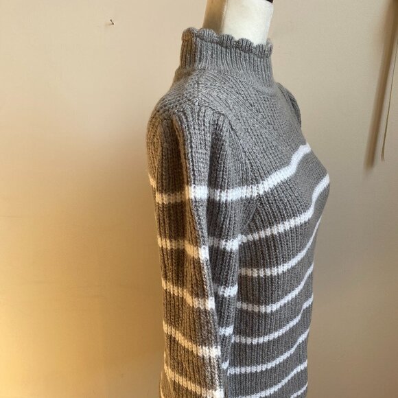 𝅺FEMME By Design BNWOT Scalloped Mock Neck Striped Sweater Small - Picture 4 of 8